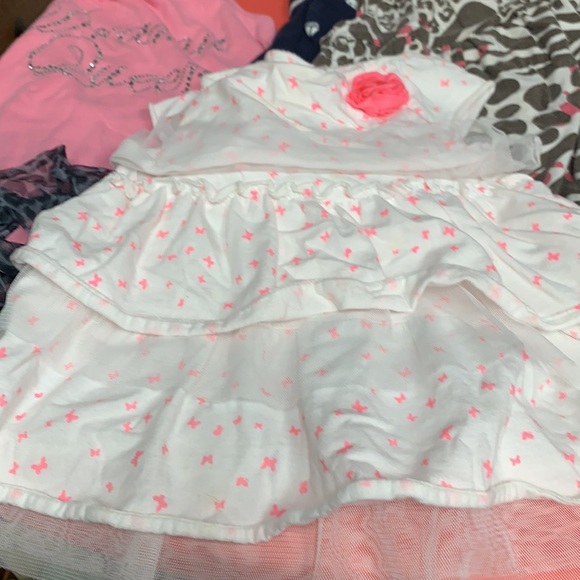 Lot of Six Dresses Size 18 Months - Picture 4 of 7